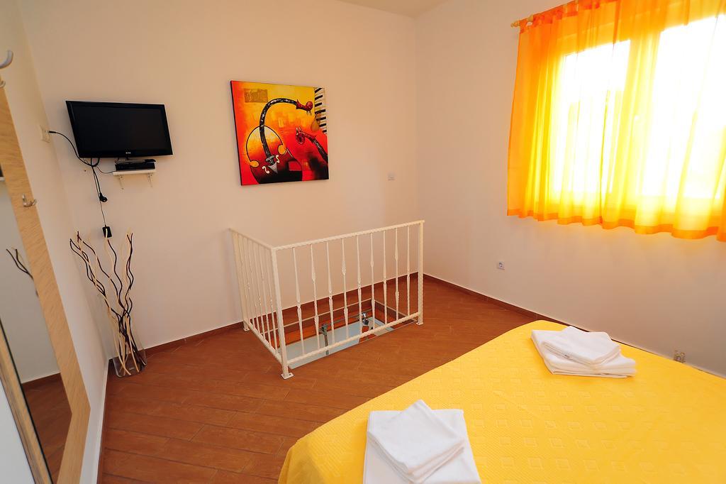 Apartments Ka - Ro Bibinje Quarto foto